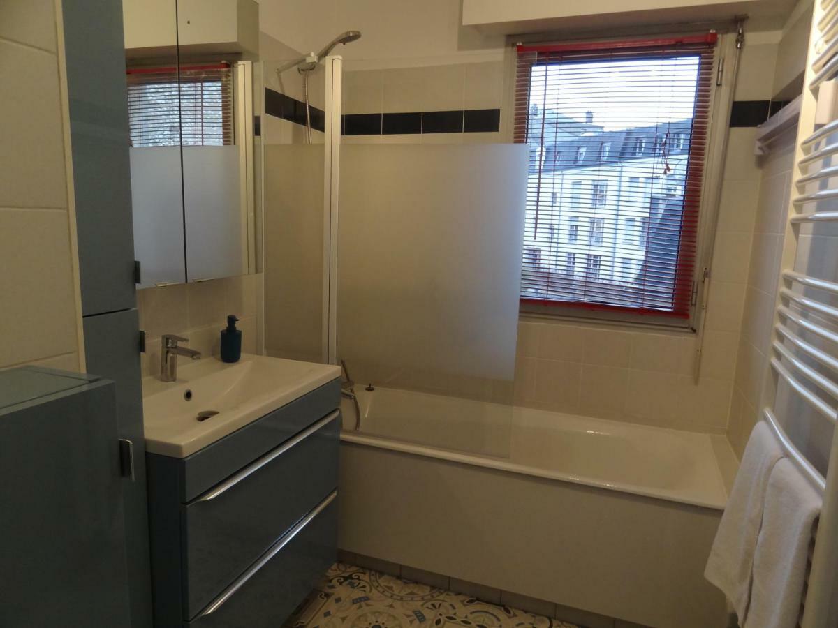 Apartment Les Jardins De Noel Ballay***, Coeur De Ville Avec Parking Souterrain Chartres